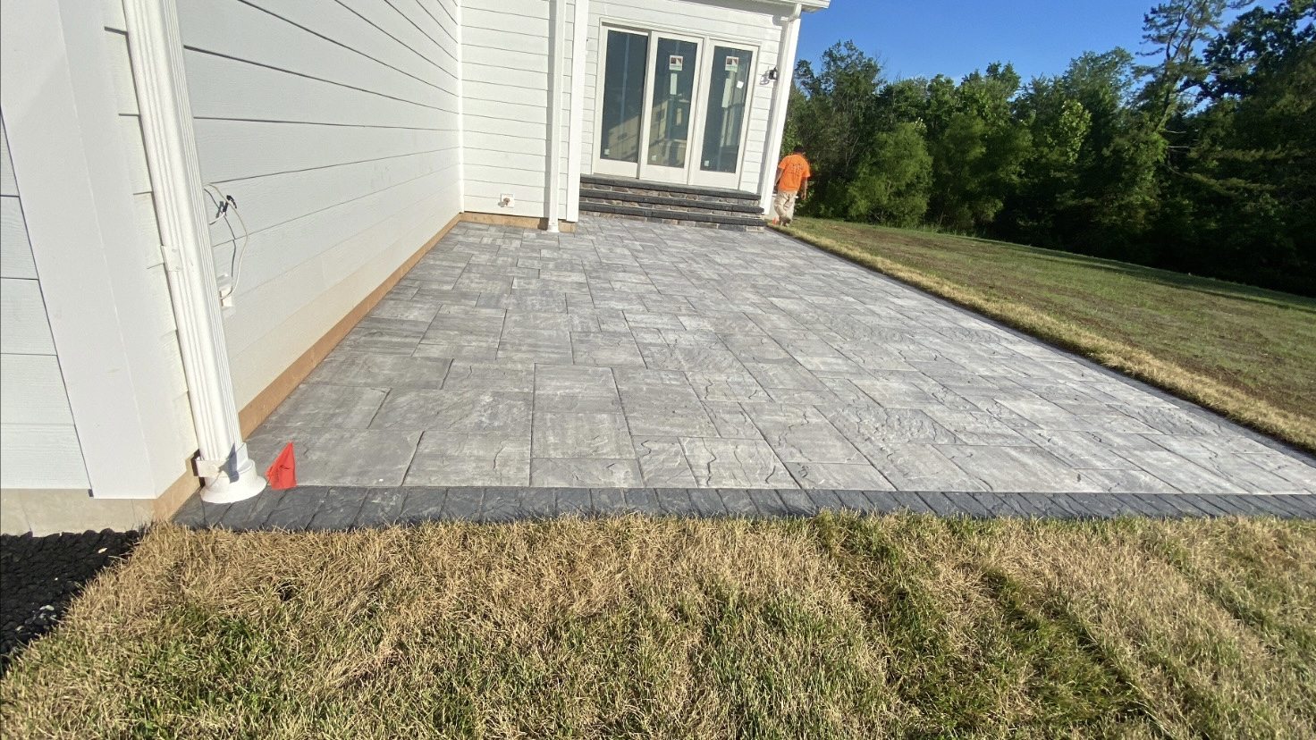 Paver Patio & Stone Veneer Steps project photo 1